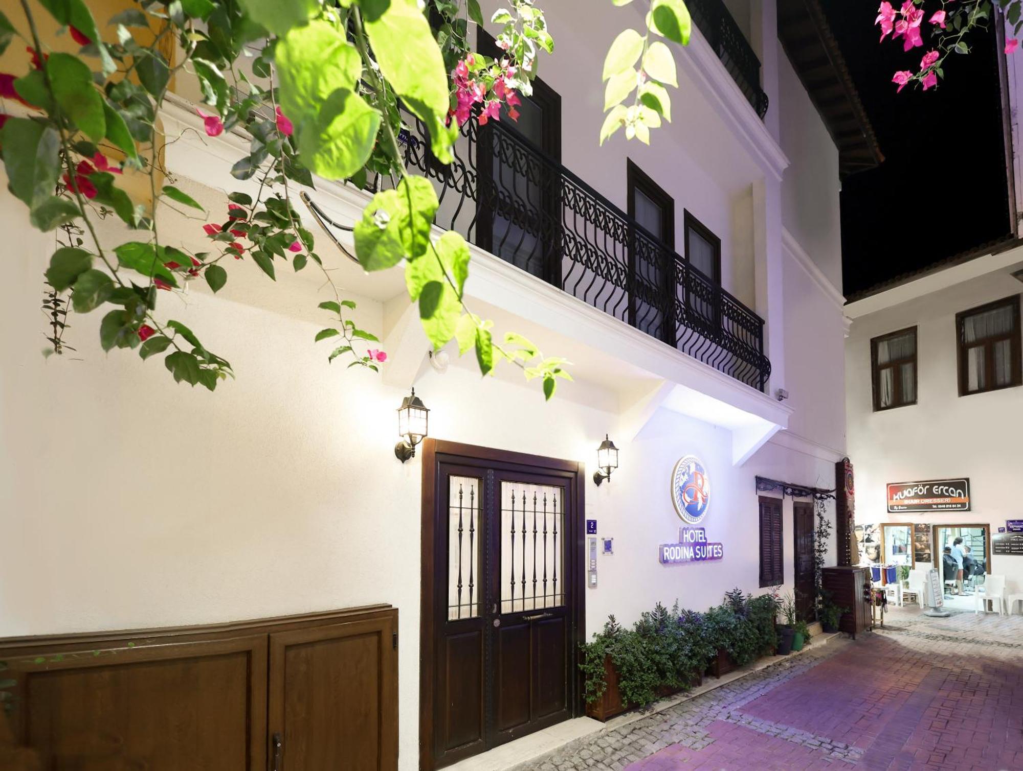 Rodina Suites Hotel Kusadasi Exterior foto